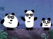 3 панды на луне